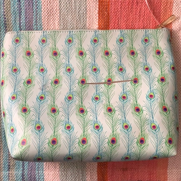 Peacock Print Make-Up Bag - Picture 3 of 6